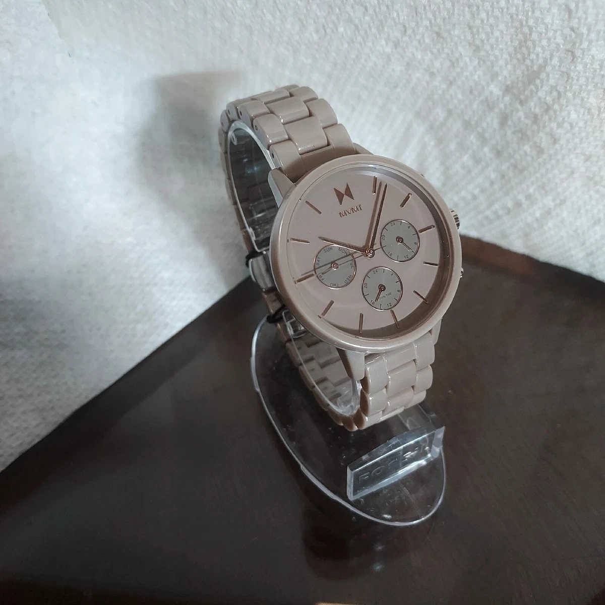 Movado buys outlet mvmt