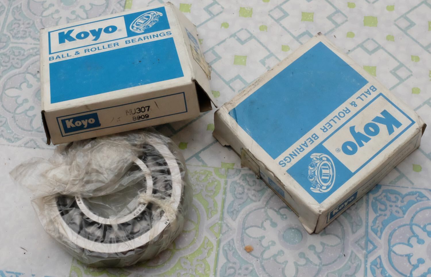 Roulement Koyo NU307 pour stopper les vibrations des machines outils