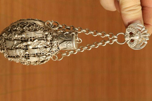 chinesische alte Tibet Silber hohl geschnitzt 8 Unsterbliche Schnupftabakflasche Netsuke Box - Bild 4 von 7