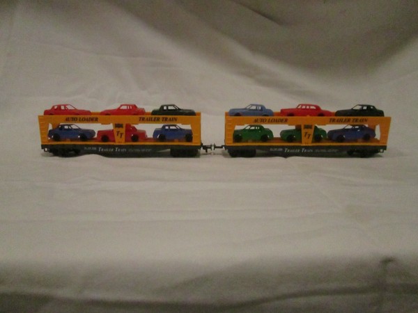 2 VAGONES DE TREN PORTA COCHES ESCALA H0