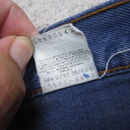 Vintage Levis 501 Jeans Womens 7 Blue Stone Wash Faded Made In USA Button Fly - Picture 11 of 14