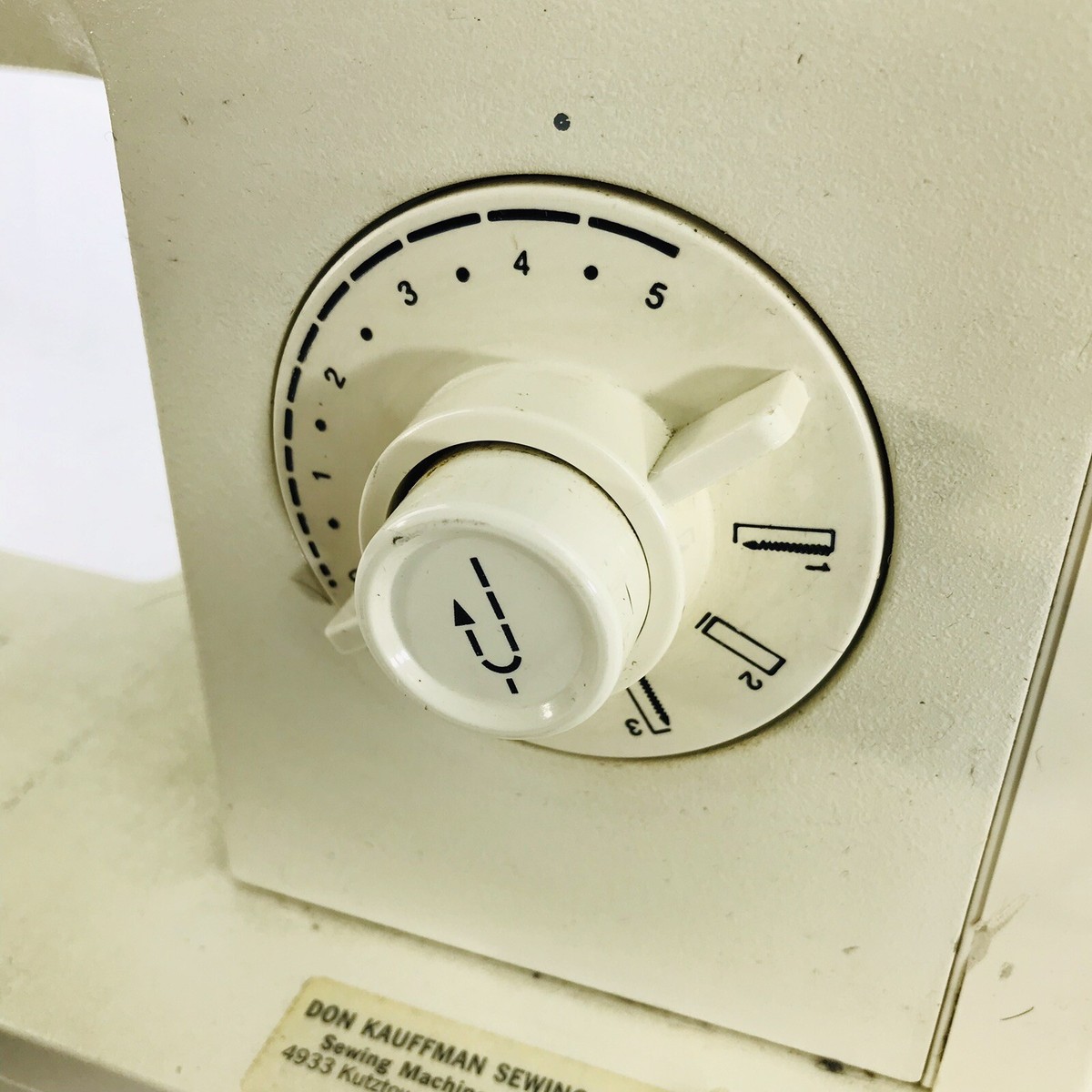 Vintage SINGER Heavy Duty Sewing Machine Model 6212C w/ Foot Pedal