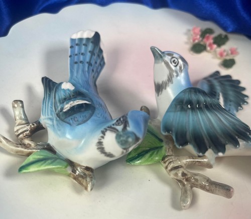 Lefton Flying Blue Jay Birds Ceramic Wall Plate/pink flowers/ Branches VTG (50) - Picture 5 of 5