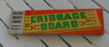 Vtg Milton Bradley CRIBBAGE GAME BOARD 4626A Original Box Game Pegs Are Unused