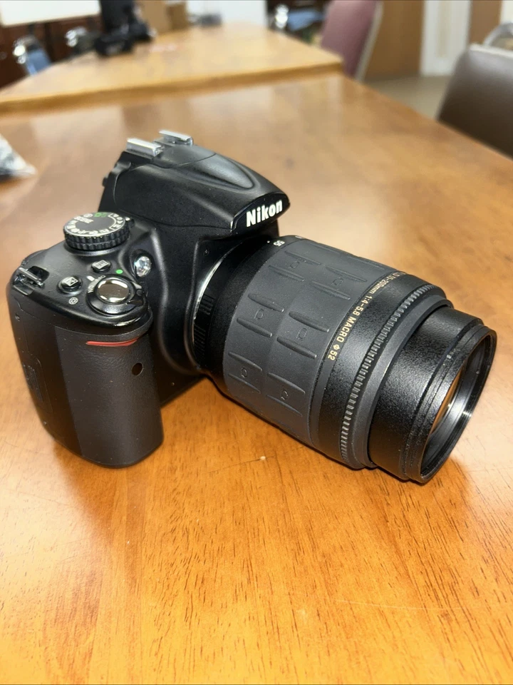 Nikons-5000 Digital Camera With Len —af LD-55-200 mm And Battery And Charger - Image 3 of 4