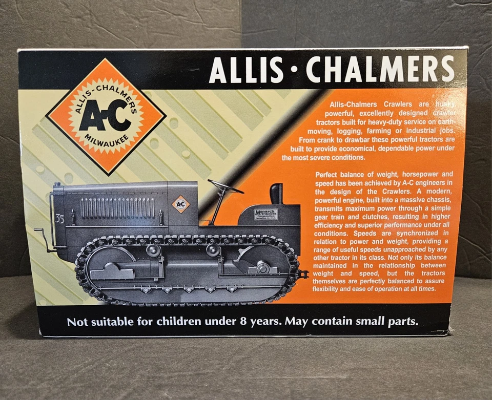 ALLIS CHALMERS MONARCH "35" CRAWLER TRACTOR 1:16 NIB  - Image 2 of 3