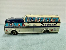 VTG 1960'S TIN LITHOGRAPH GREYHOUND SCENICRUISER FRICTION BUS 11” JAPAN NA-87