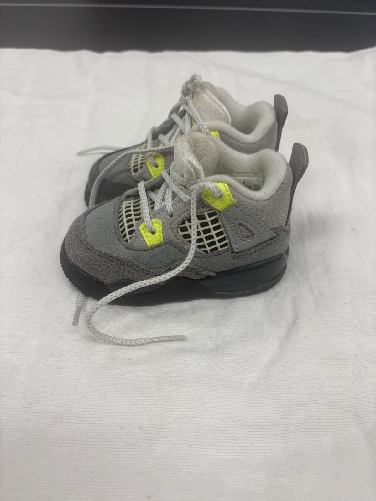 Nike Air Jordan 4 Retro Neon 95 Size 4 C Toddler Grey Black CT5344-007