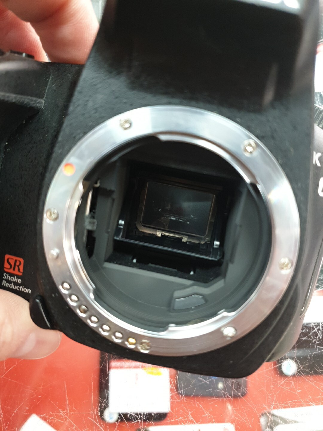 Pentax K100D Digital SLR with SMC Pentax DA 18 50mm f/3.5 5.6 Zoom