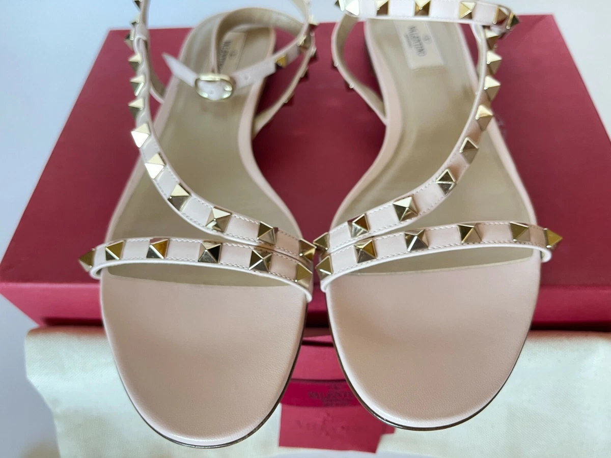 amerikansk dollar fysiker radius Valentino Garavani Rockstud Asymmetric Flat Strappy Sandal Eur 40.5/ US  10.5 | eBay