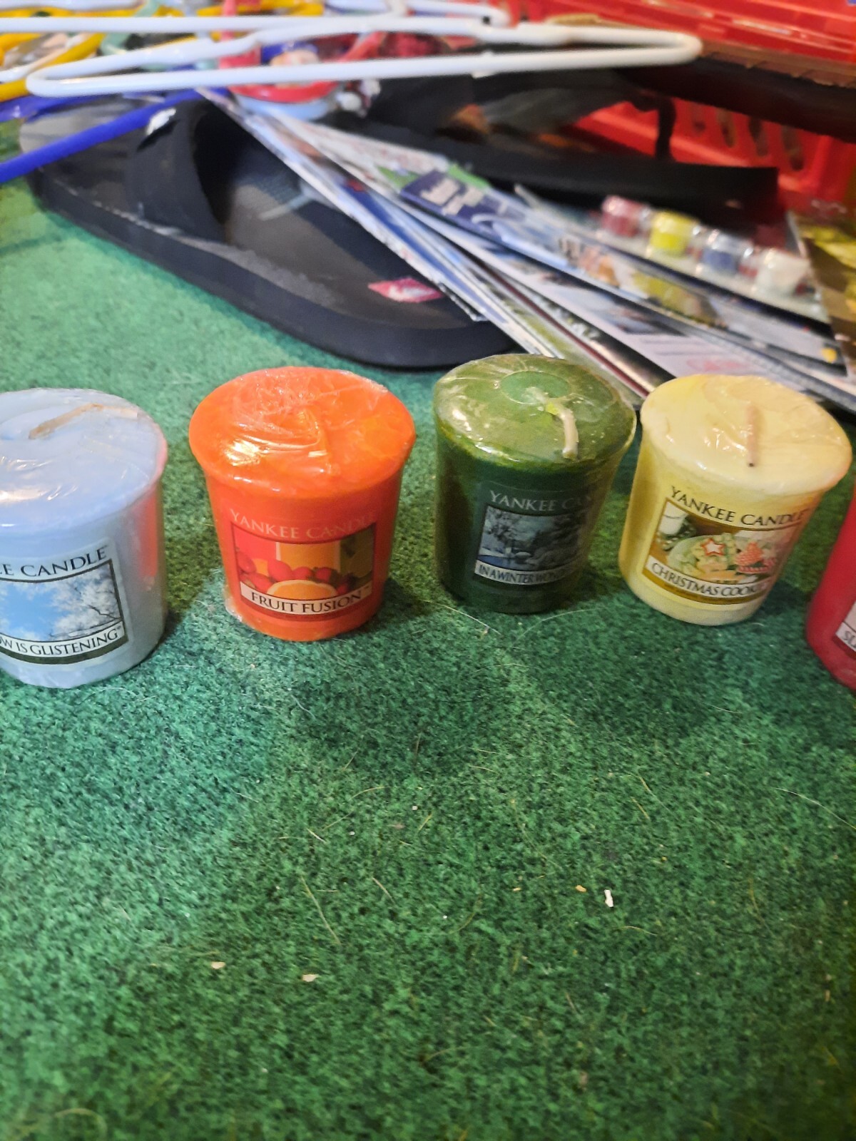 Lot of 8 yankee candle votive candles Christmas votives eBay