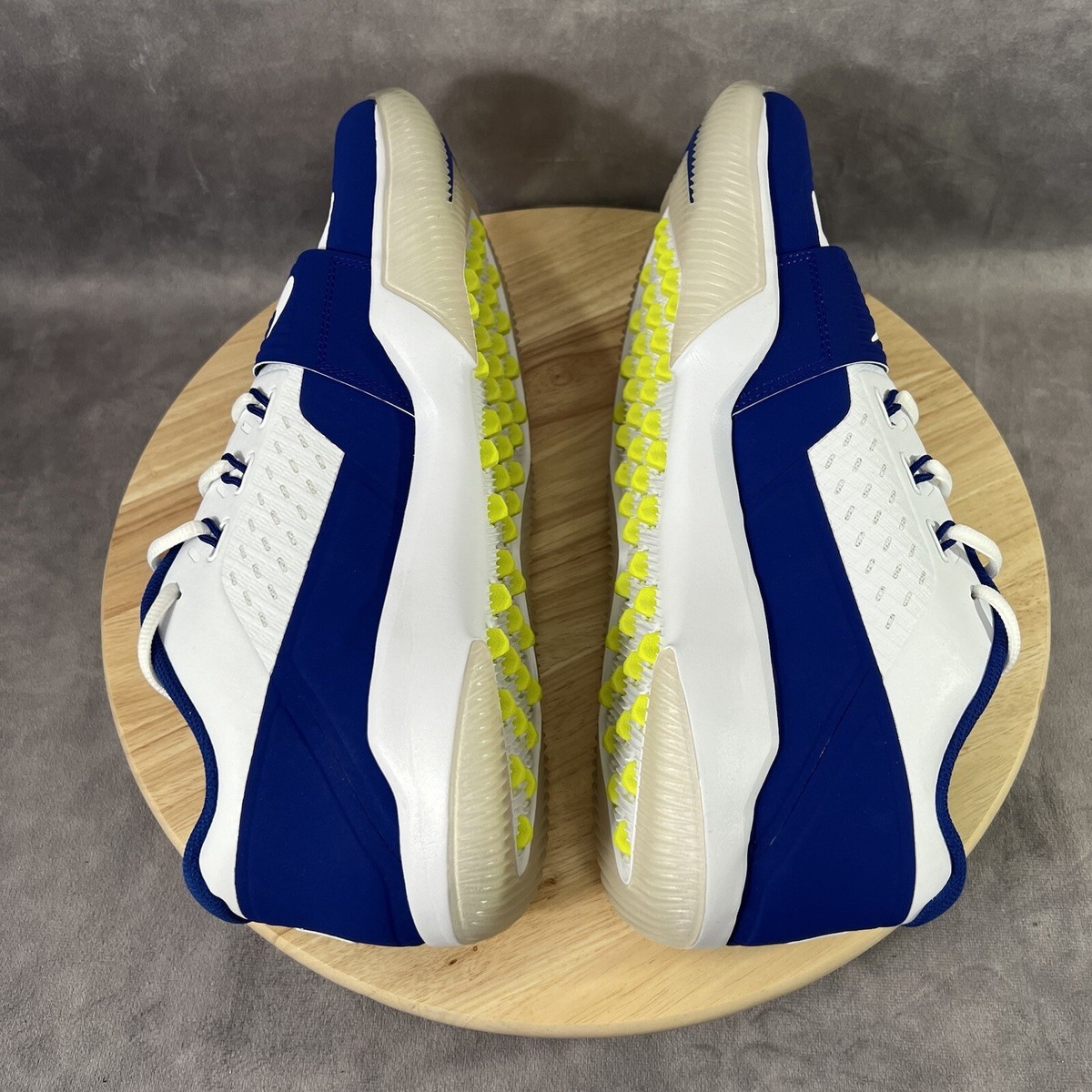 Nike Alpha Menace Turf Low Mens 13.5 Blue Football Cleats  display picture 1
