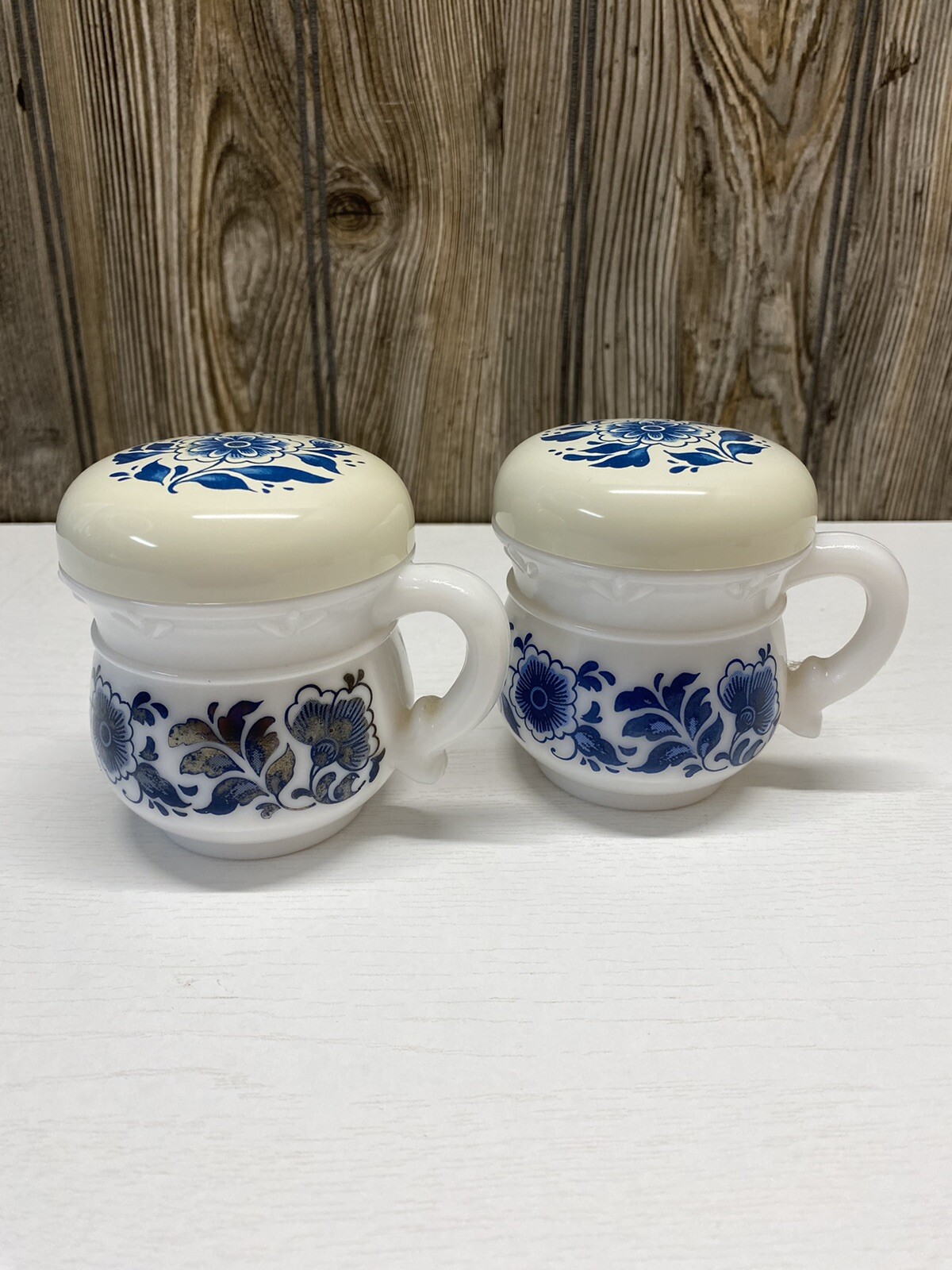 Vintage Avon 5 Oz. Milk Glass Delft Blue Jars With Seal Caps / Lids Set Of 2