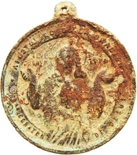 ANTIQUE SACRED HEARTS OF JESUS AND MARY RELIGIOUS MEDAL FOUND