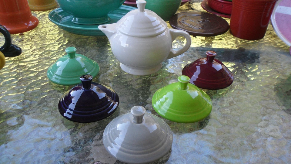 FIESTA WARE SMALL 2 CUP TEA POT LID ONLY cinnabar