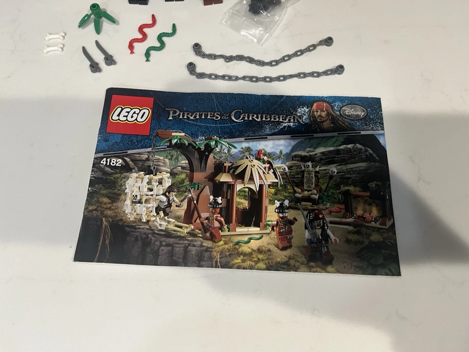 LEGO 4182 POTC Cannibal Escape INCOMPLETE, Philip Swift, Yeoman Zombie SEE PICS! - Image 4 of 4