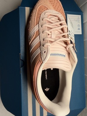 adidas gazelle silver green womens Bad Bunny x adidas Gazelle Indoor Cabo Rojo JS5052