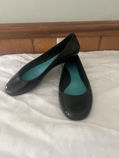 Oka B Women's Ballet Flat Size 8 Black Patent Leather