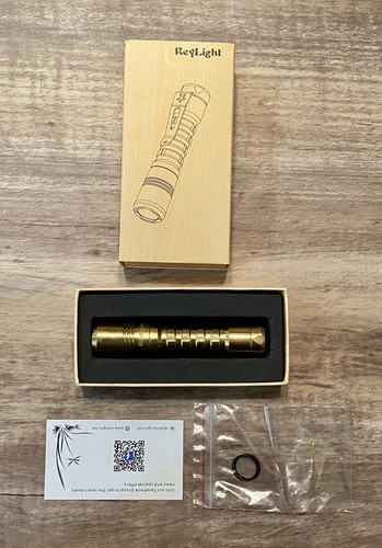 Reylight Brass Original Pineapple Flashlight in Box uses AA Battery Discontinued