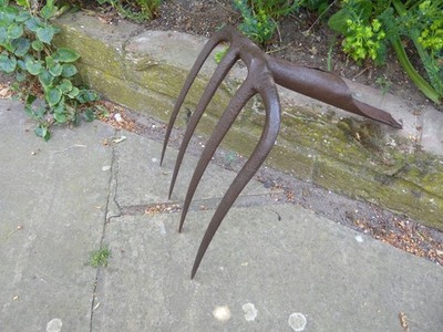 Vintage Schleppgabel, Mistschlepp, 4 Zinken Stroh Heu - Bauernhofgabel.  Kopf nur