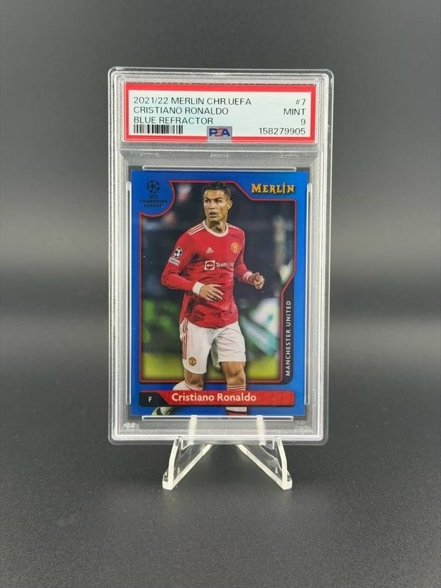 2021-22 Topps Merlin Cristiano Ronaldo Blue Refractor /75 PSA 9
