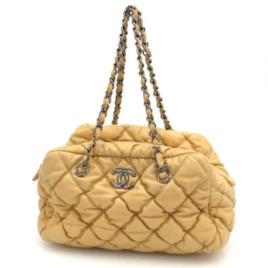 Chanel Bubble Quilt Shoulder Bag (SHG-CJ6zP6) – LuxeDH