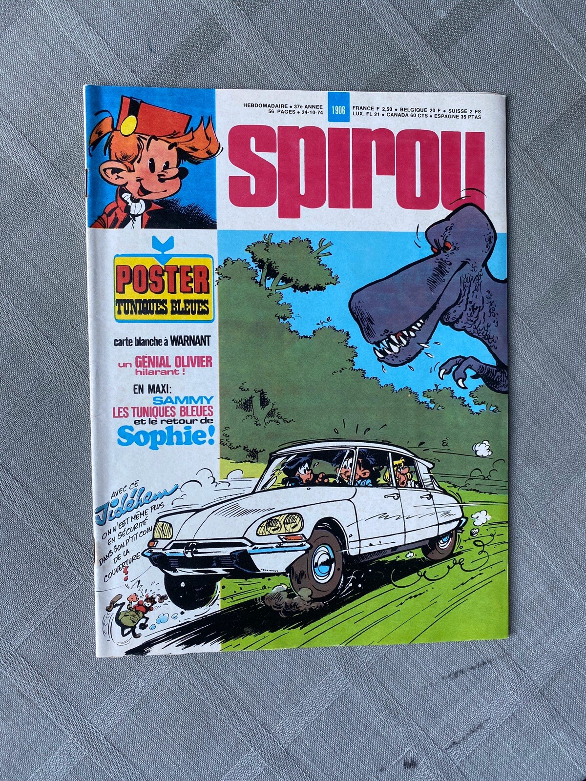 Spirou No. 1906 in Good Condition with Full Supplement Poster and Blue Tunic