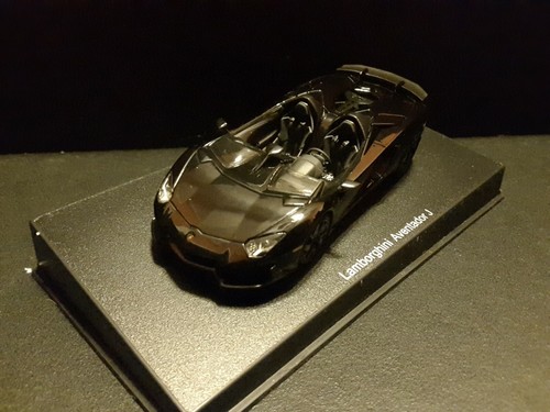 Lamborghini Aventador J 2012 AutoArt in scale 1/43 - Picture 2 of 6