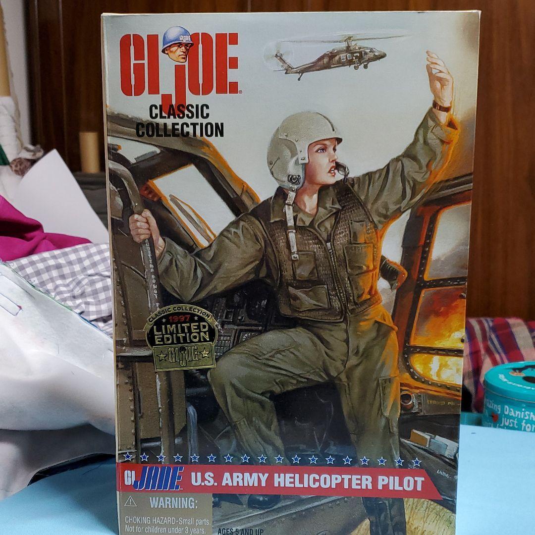 GI JANE figure US.ARMY HELICOPTER PIROT 1997 Hasbro unopened