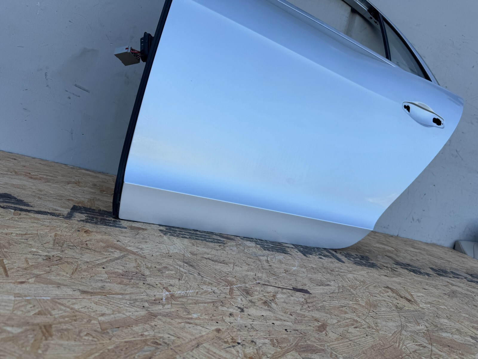 REAR LEFT DRIVER DOOR SHELL COVER BENTLEY FLYING SPUR OEM (2013-2018)