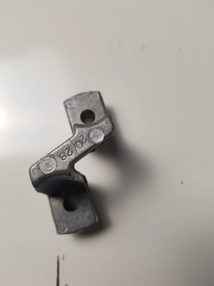 Brazo basculante derecho pivote OEM GM 1618819 1982-95 Cadillac 4,1 L 4,5 L 4,9 L Foto 3 de 4