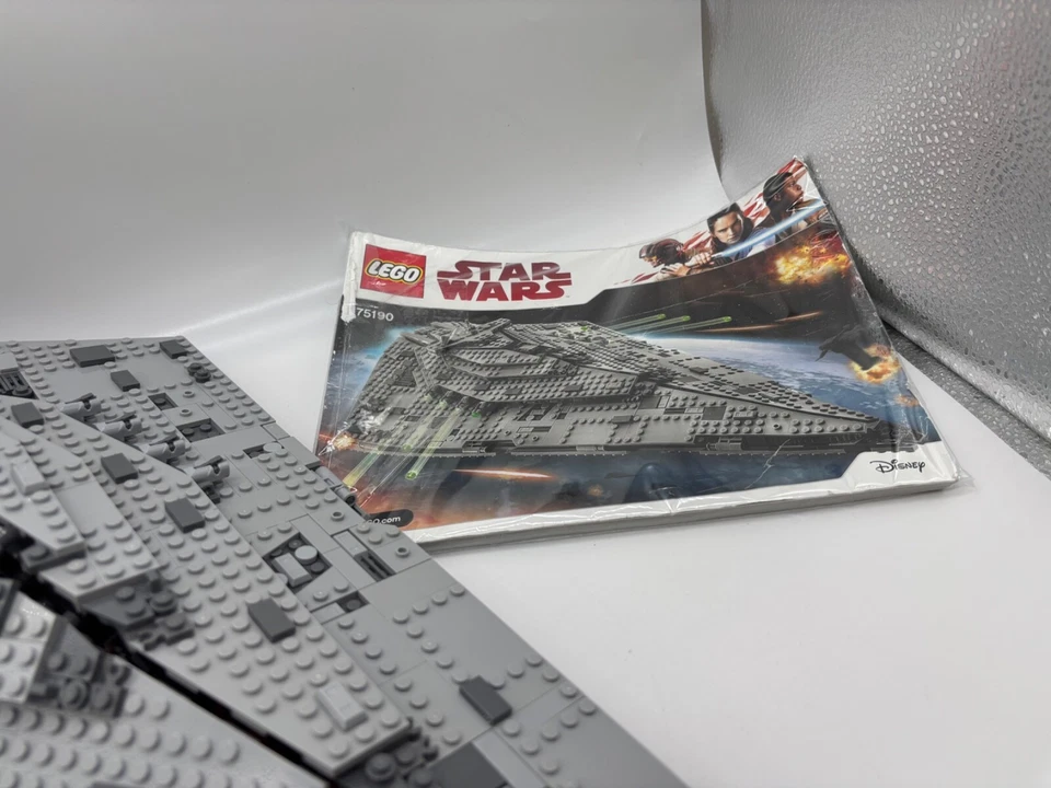 Lego Star Wars First Order Star Destroyer (75190) Minifigures Included and book - Image 3 of 4