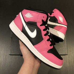 grade school air jordan 1 mid