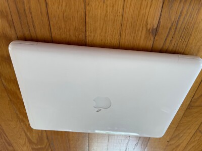 Apple MacBook MC207B/A A1342 13.3in. - White for sale online | eBay UK