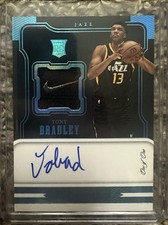 2017-18 Dominion Basketball Tony Bradley Platinum Rookie Nike Patch Auto #1/1