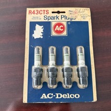Vintage Ac-delco Spark Plugs Pack Set Of 6 R43cts New Old Stock