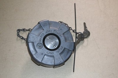 Mack diesel truck locking fuel tank vented cap w/ 2 keys LOCK WORKS GREAT