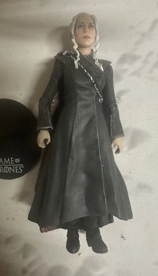 Figura de acción Juego de Tronos McFarlane Daenerys Targaryen con cabeza pintada personalizada Foto 2 de 3