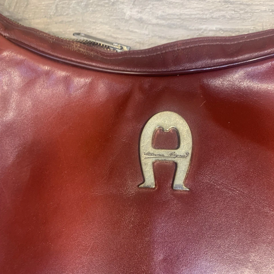 De Colección Etienne Aigner Rojo Sangre de Buey Cartera de Hombro Hebilla Bolso Cartera Mediano Logo Foto 2 de 4