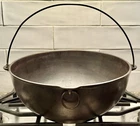 Wagner #4 Arc Logo Scotch Bowl Cast Iron Pot, Bail Handle, Sidney OH, 1891-1910