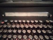 Olivetti M40 Macchina da scrivere Olivetti M40 a carrello lungo (60 cm) DEL 1930