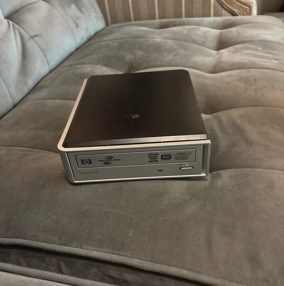 Grabadora externa multiformato HP DVD1170E Lightscribe - solo piezas como está Foto 4 de 4