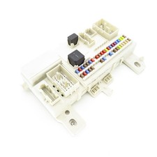 fuse box Aston Martin DB9 Vantage V8 30765015