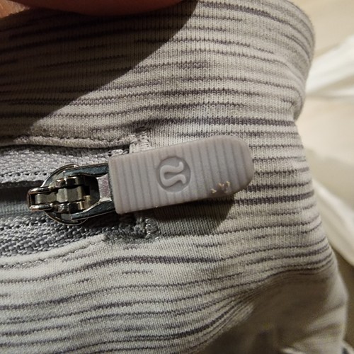 Lululemon Speed Up Crop 21" Wee Are From Space Nimbus Battleship Size 4 - Picture 7 of 7