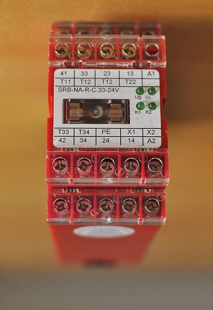 Реле yl314 c 24v