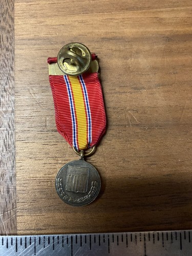 National Defense Mini Service Medal - used - Picture 2 of 2