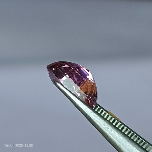 Piedra preciosa suelta de espinela rosa natural de 1,90 quilates para hacer joyas de anillos de diseñador - Imagen 4 de 13