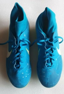 scarpe con il calzino da calcio