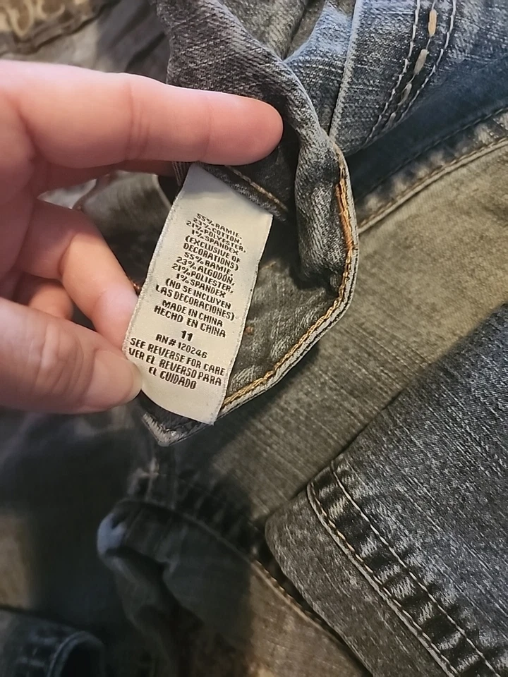 Truce Juniors Size 11 Blue Denim Jeans - Image 3 of 4