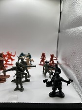 Vintage Cowboys, Indians And Soldiers Figure Toys Lot Of 22
